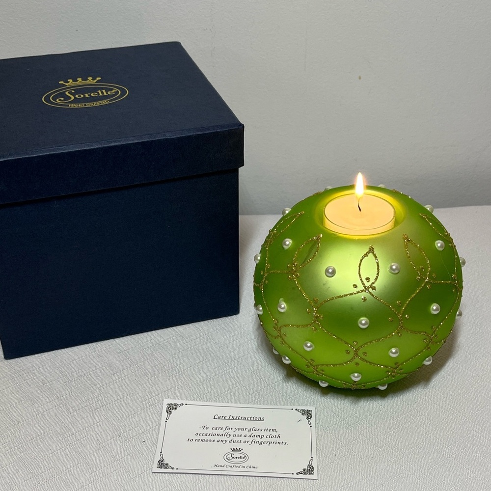 SORELLE Blown Glass Green Decorative Tealight Candle Holder. Christmas. Gift Box